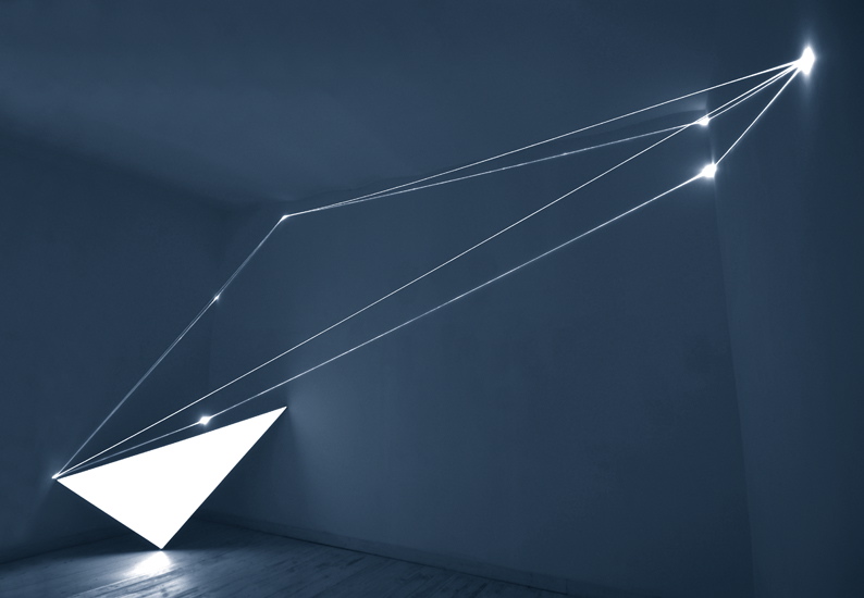 CARLO BERNARDINI, Catalizzatori dI Luce 2005,  fibre ottiche e suferficie elettroluminescente autoalimentata, H mt 3x6x2, Roma, Galleria Il Sole Arte Contemporanea.
