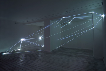 CARLO BERNARDINI, CODICE SPAZIALE 2009, Fibre ottiche mt h 3,60x8,50x6, Grossetti Arte Contemporanea, Milano.