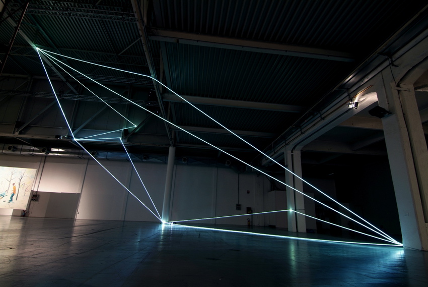 Carlo Bernardini, Codice Progressivo 2010; installazione in fibre ottiche, mt h 12x12x18. XXL, Superstudio Più, Milano.