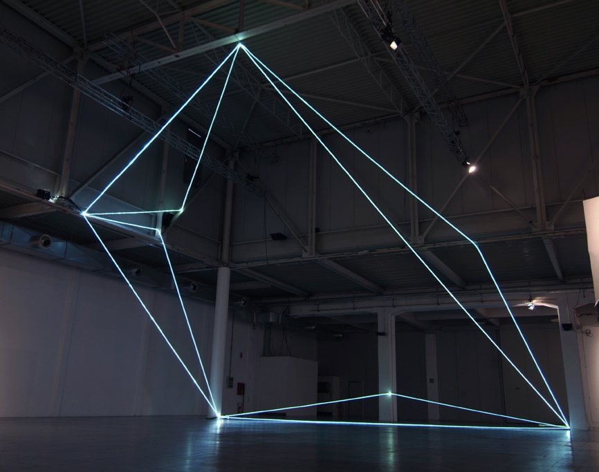 Carlo Bernardini, Codice Progressivo 2010; installazione in fibre ottiche, mt h 12x12x18; XXL, Superstudio Più, Milano.