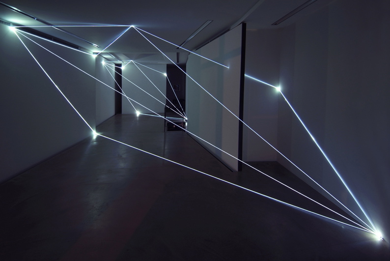 Carlo Bernardini, Codice Progressivo 2010; fibre ottiche, dimensione ambiente. Antonella Cattani Contemporary Art, Bolzano.