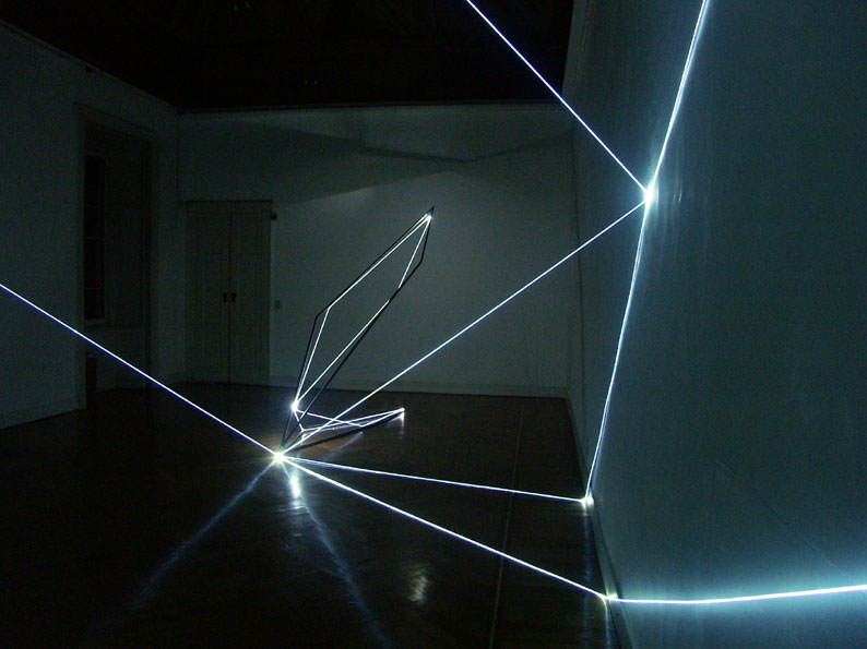 SPAZI PERMEABILI 2004 installazione in fibre ottiche e acciaio inox mt h 4,5x6x14 (Part.2) Galleria Milano.