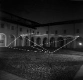 SPAZIO PERMEABILE 1999 Fibre ottiche, mt h 6,5x20x20, Chiostri di S.Domenico, Reggio Emilia.