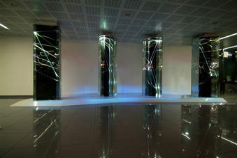 CARLO BERNARDINI, LIGHT WAVES 2008, Glass prisms, optic fibers, olf surface, videoprojection, sound; feet h 13x31x7. Brindisi, Aeroporto del Salento.
