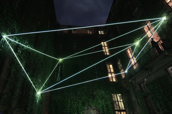 Carlo Bernardini, Suspended Crystallization 2010; optic fibers installation, h (from ground) mt 9,5x11x13. Luci d'Artista 2010, Turin XIII edizione, Palazzo Bertalazone di San Fermo XVII sec.