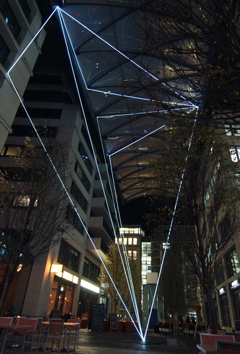 Carlo Bernardini, Suspended Crystallization 2010; optic fibers installation, mt h 25x21x18; Artlight Festival, CityQuartier Domaquarèe, Berlin.