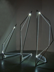 LIGHT LINE 2004 Stainless steel, optic fibers, feet h 10x7x10; Fioretto Gallery, Padova.