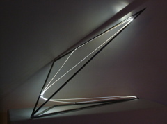 PERMEABLE SPACE 2004 Stainless steel, optical fibers, feet h 2x2,5x1.