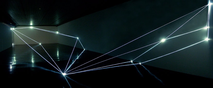 CARLO BERNARDINI, Spazio Permeabile 2004, fibre ottiche, mt h 4x11x25, Museo Passo Imperiale, Rio de Janeiro.