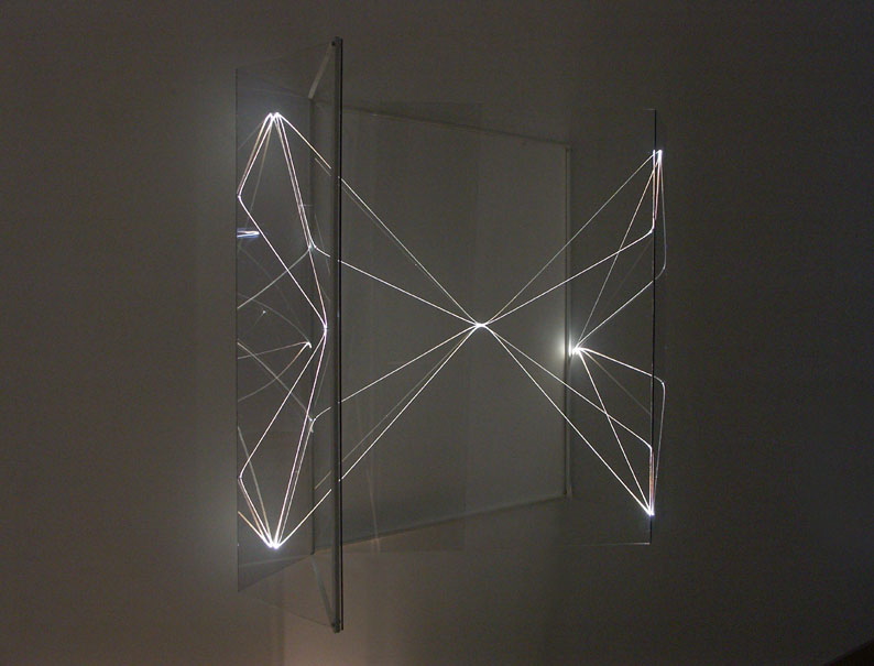 CARLO BERNARDINI, Volumi Virtuali 2001, Optical fibres, plexiglass, feet h 3,5x4,5x1,5.