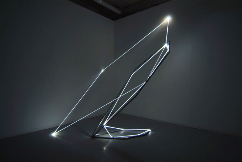CARLO BERNARDINI, CATALIZZATORE DI LUCE 2005, fibre ottiche e acciaio inox, H mt 4x4,5x4, Torino, Velan Centro Arte Contemporanea