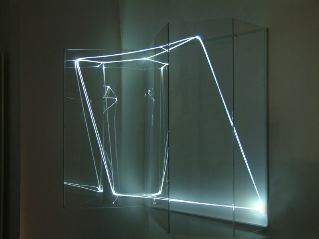 VIRTUAL VOLUMS 2001 Fibre ottiche, plexiglass, cm h 100x40x135