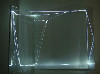 VIRTUAL VOLUMS 2001 Fibre ottiche, plexiglass, cm h 100x40x135.