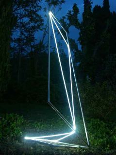 SPAZIO PERMEABILE 2003 Acciaio inox, fibre ottiche, mt h 4x2x1,5._1