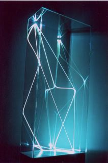 DIVISIONE DELL'UNITA` VISIVA 2001 Fibre ottiche, plexiglass, cm h 105x50x30, Targetti, Art Light Collection, White Sculpture.