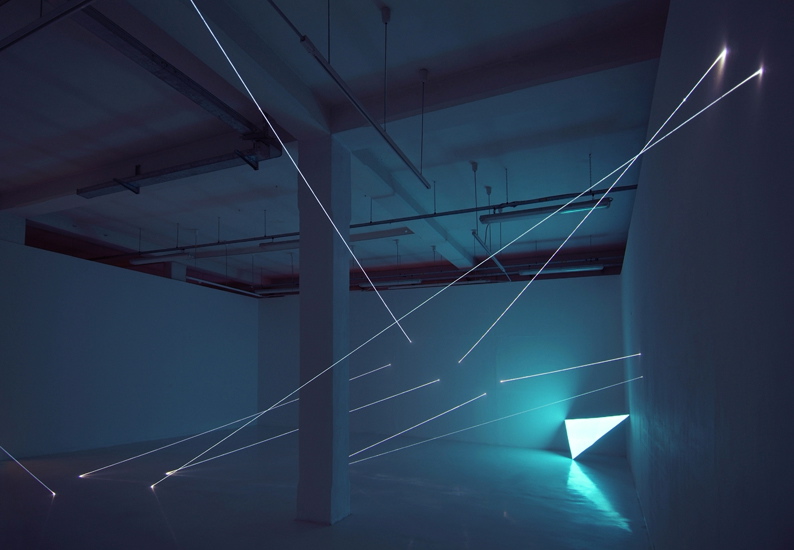 CARLO BERNARDINI, PROGRESSIVE CODE OF THE SPACE 2009, Fiber optic, elettroluminescent surface, feet h 13x36x27; Velan Centro d’Arte Contemporanea, Turin.