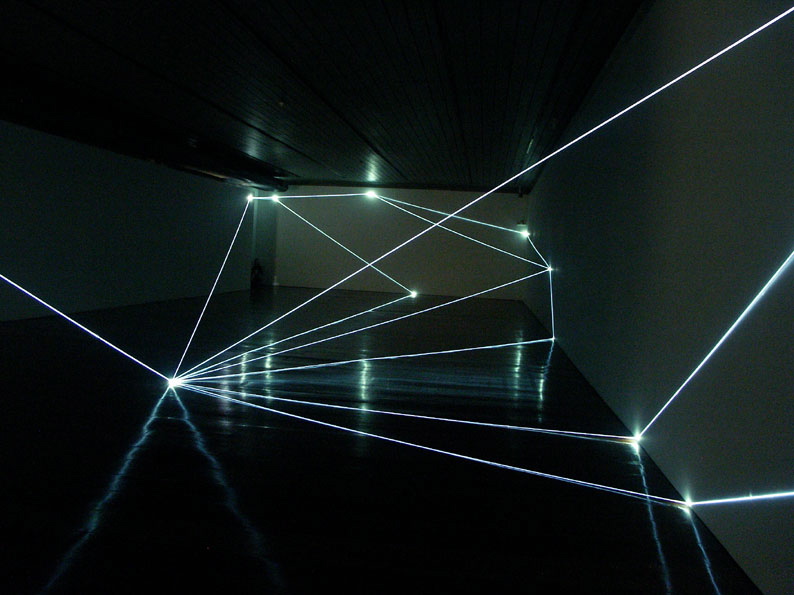 CARLO BERNARDINI, Permeable Space 2004, optic fibres, feet h 12x33x75 (part.), Passo Imperiale Museum, Rio de Janeiro.