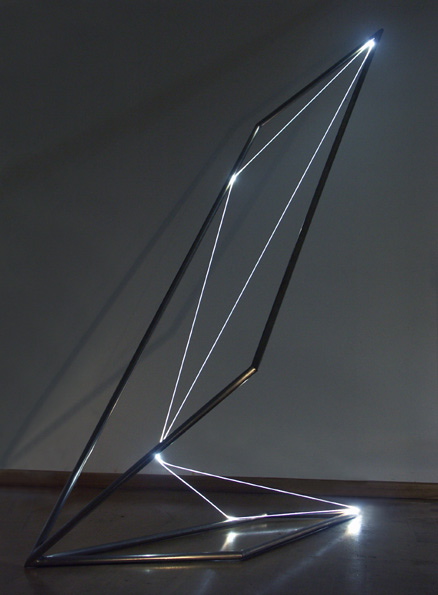 SPACE DRAWING 2003 Stainless steel, optical fibers, feet h 8x3,5x5.