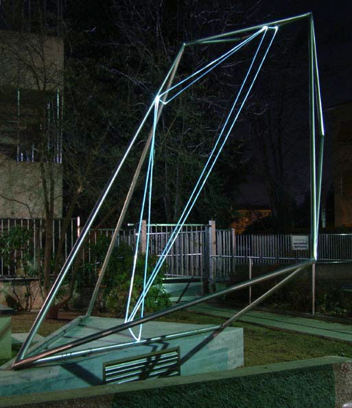 CARLO BERNARDINI,The Division of Visual Unity 2002, stainless steel, optical fibers, feet h 13x10x15, Viale dei Platani, Castellanza(VA).